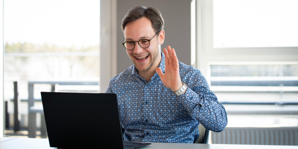 Hovercard Sales Management
